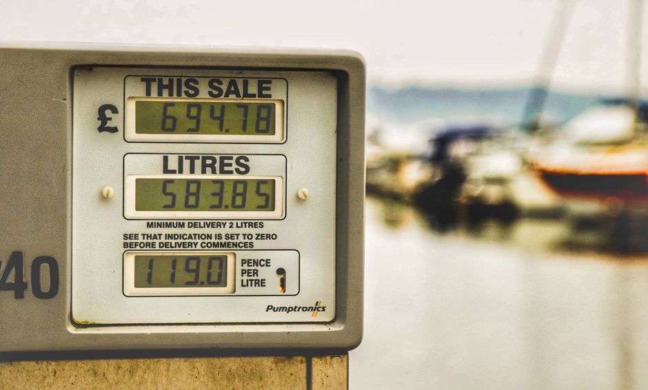 Benzin ist wieder teurer als vor dem Tankrabatt